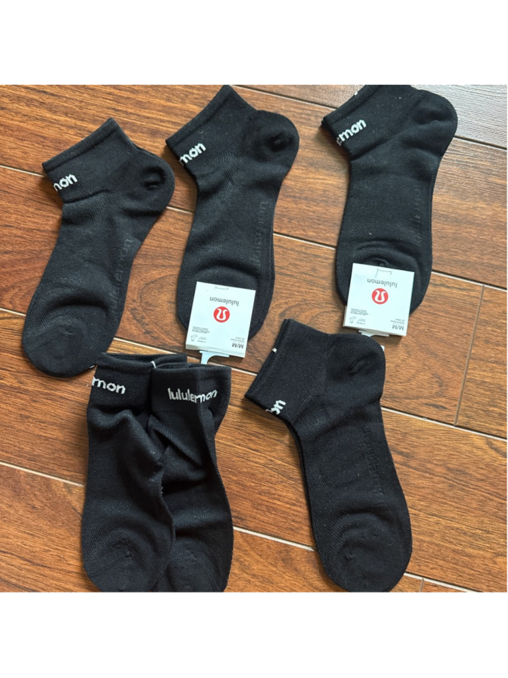 5 pairs Women’s socks. Size medium. NWOT. Never worn